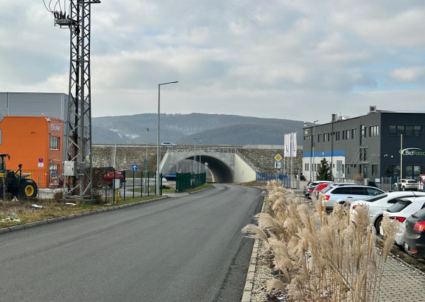 Na predaj pozemok v novej priemyselnej zóne Prešov - Haniska