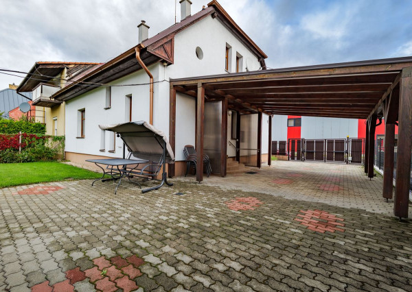 Na predaj ponúkame komfortný RD v Košiciach - Centrum, po rekonštrukcii.