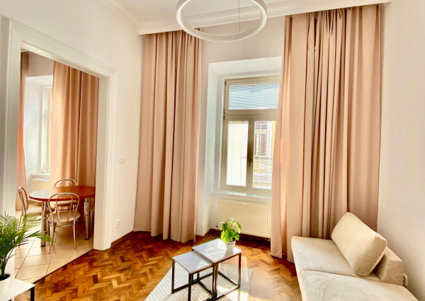 Ponúkam na prenájom pekný 1 izb. byt v centre Košic - Kováčska ul..