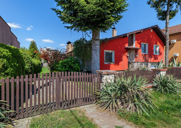 Ponúkam na predaj samostatne stojací rodinný dom košice - Krásna.