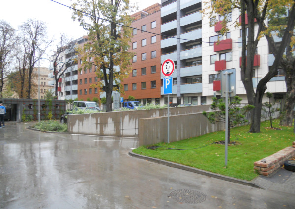 Ponuka1izb.byt Košice–JUH, Šafranová záhrada, zariadený s park.miestom
