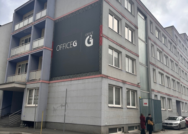 Ponúkam na prenájom kancelárske priestory Košice - Centrum, od 15 m2 - 500 m2.